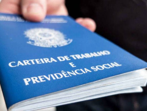 Trabalho sem carteira assinada
